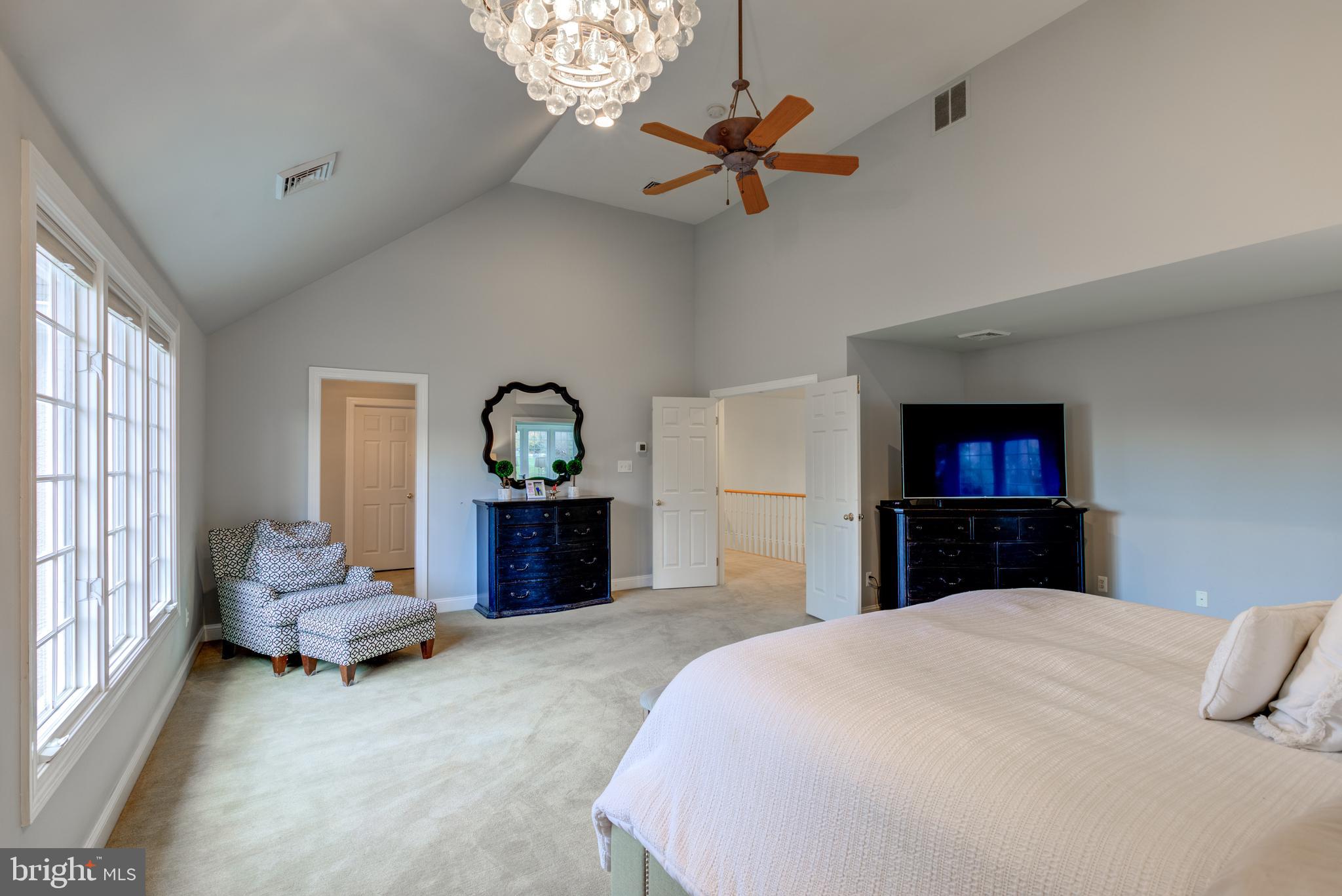 HAMILTON PLACE - Residential