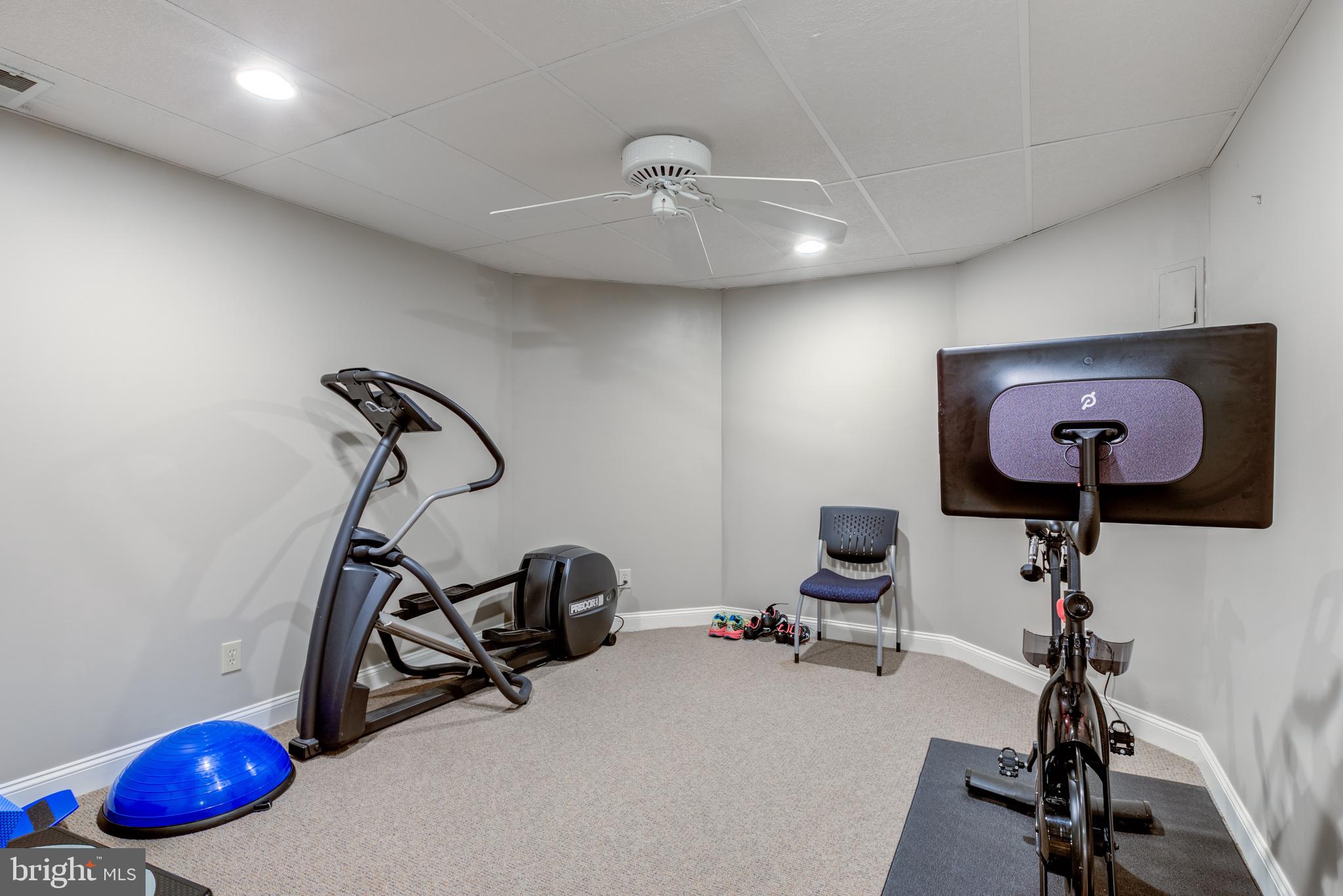 HAMILTON PLACE - Residential