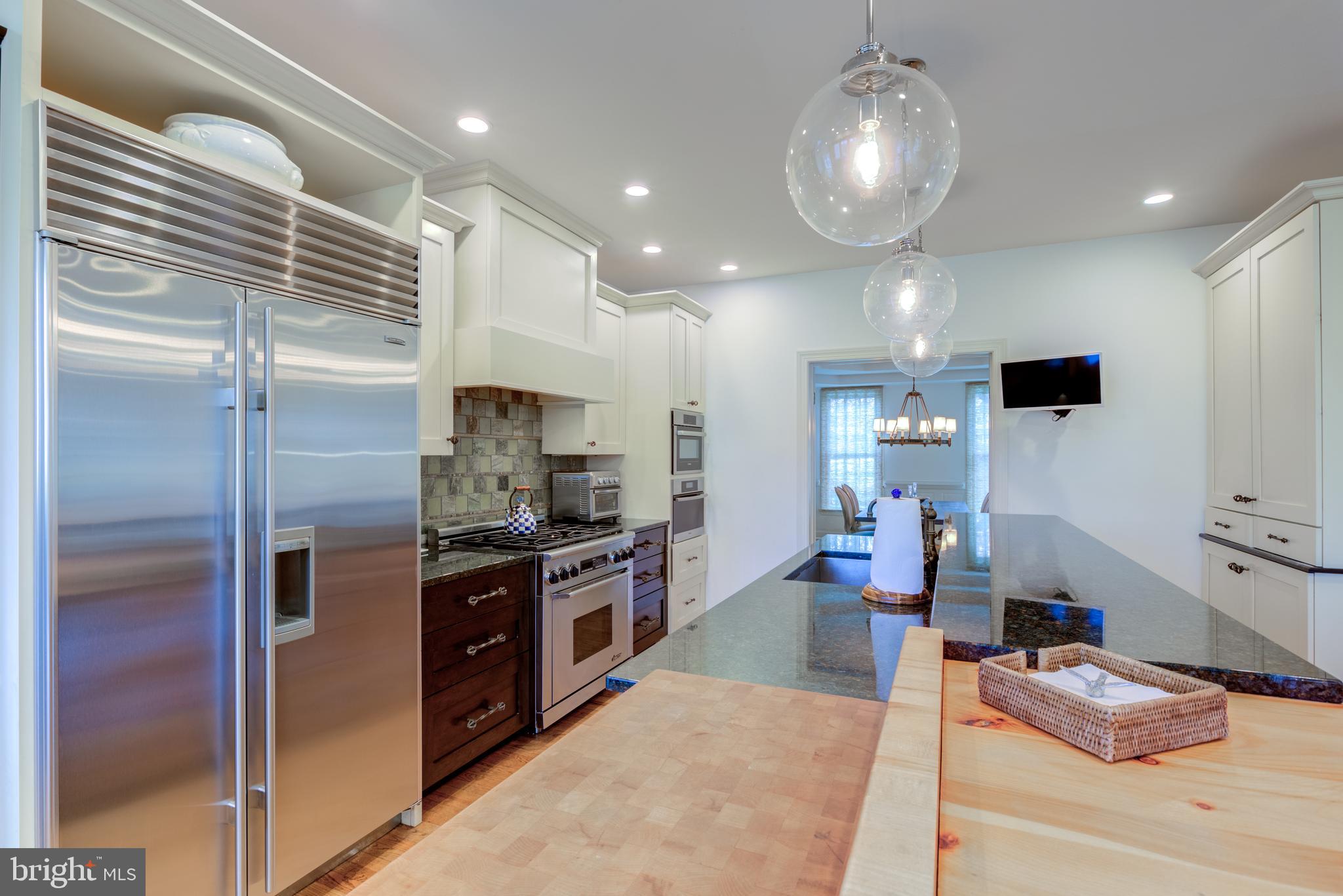 HAMILTON PLACE - Residential