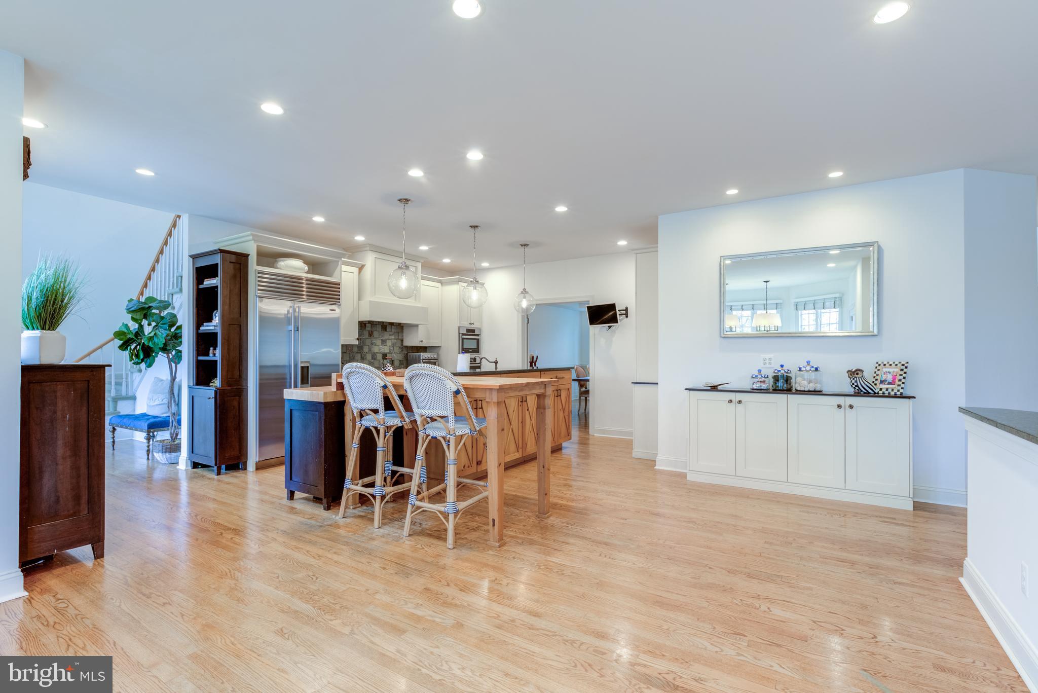 HAMILTON PLACE - Residential