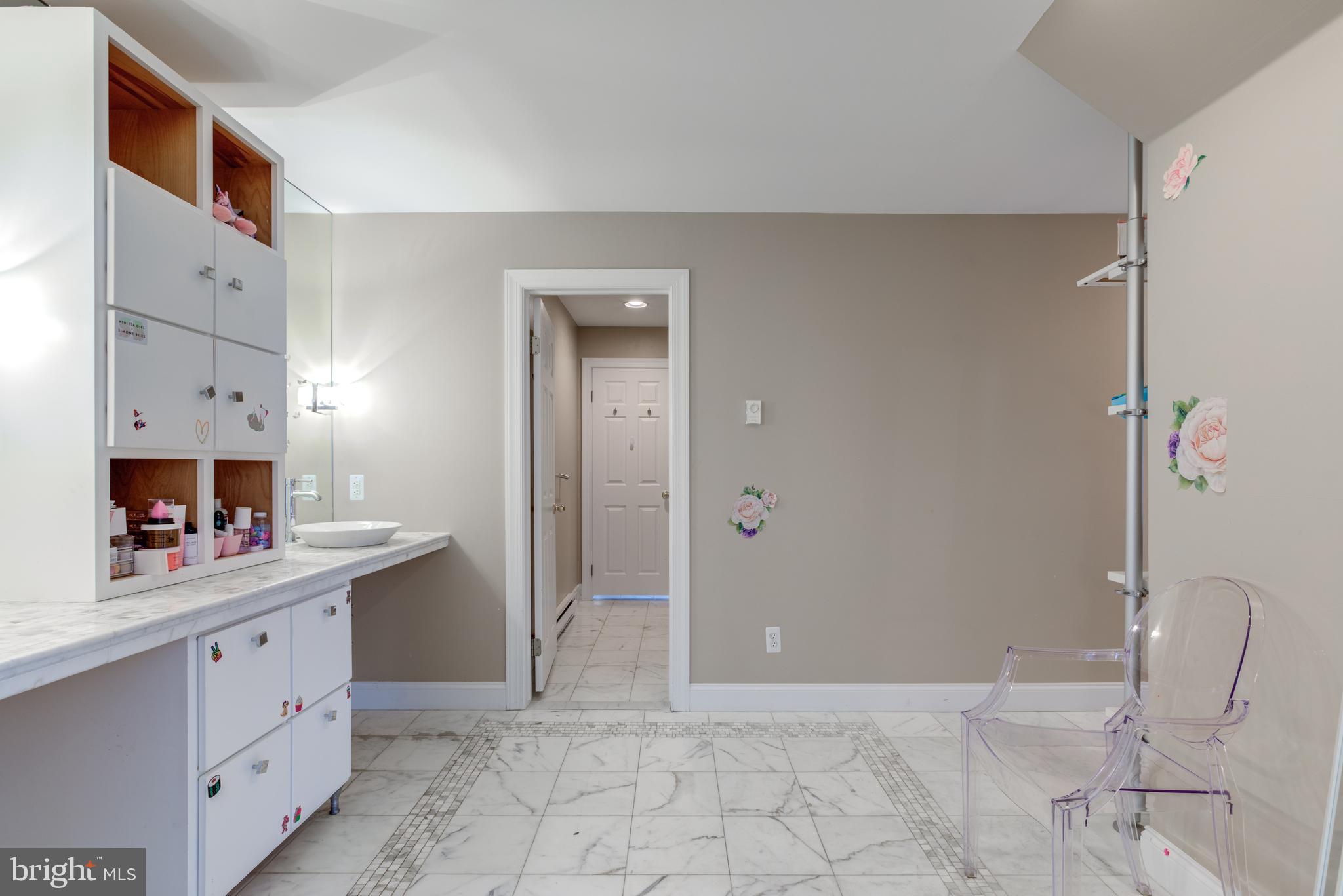 HAMILTON PLACE - Residential