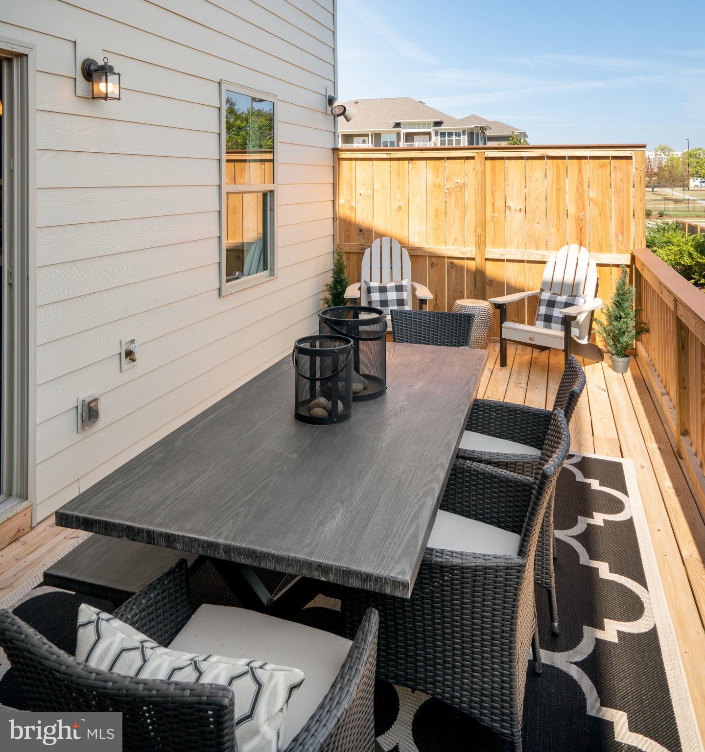 MONTGOMERY VILLAGE - Residential