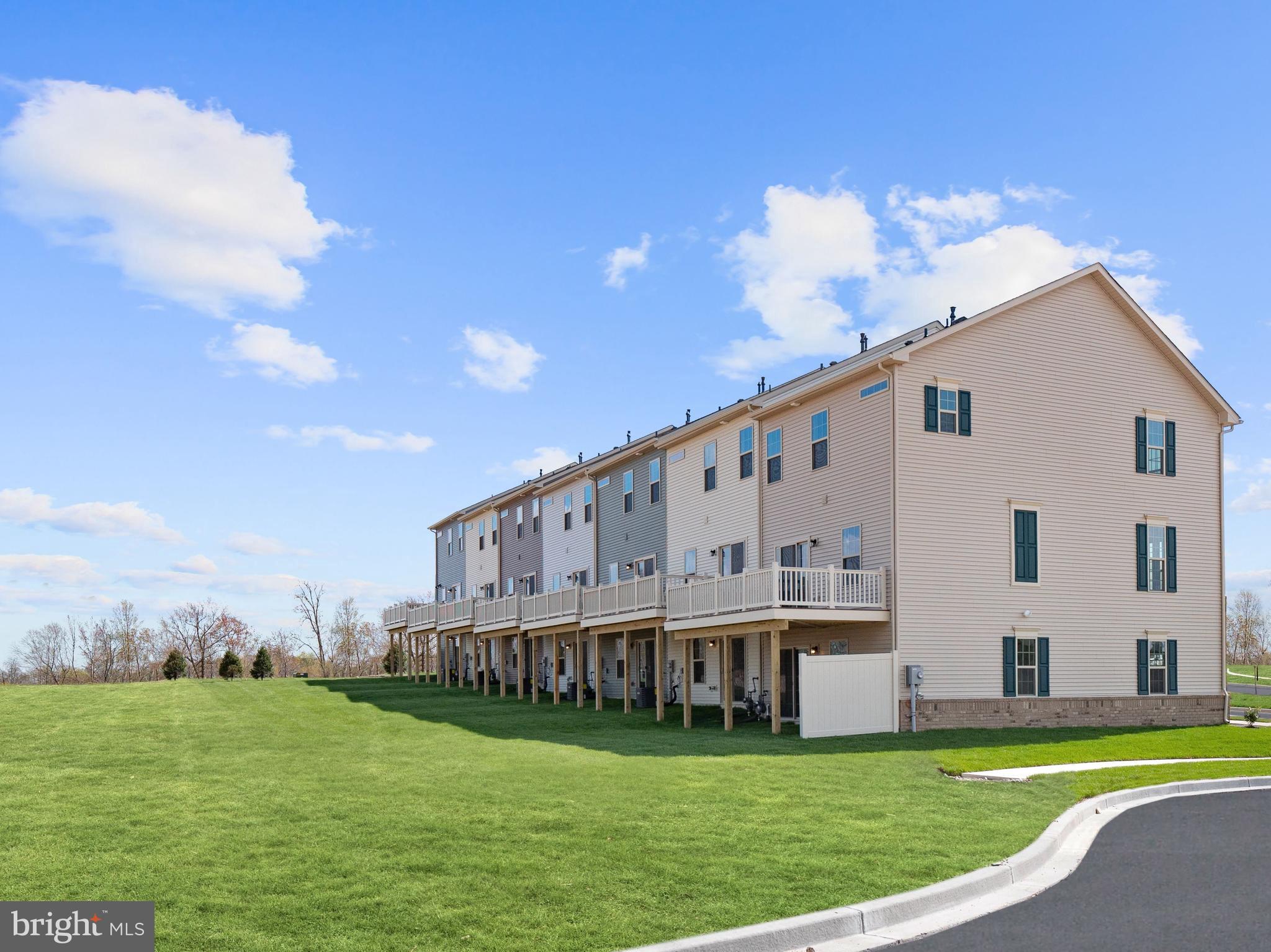 MONTGOMERY VILLAGE - Residential