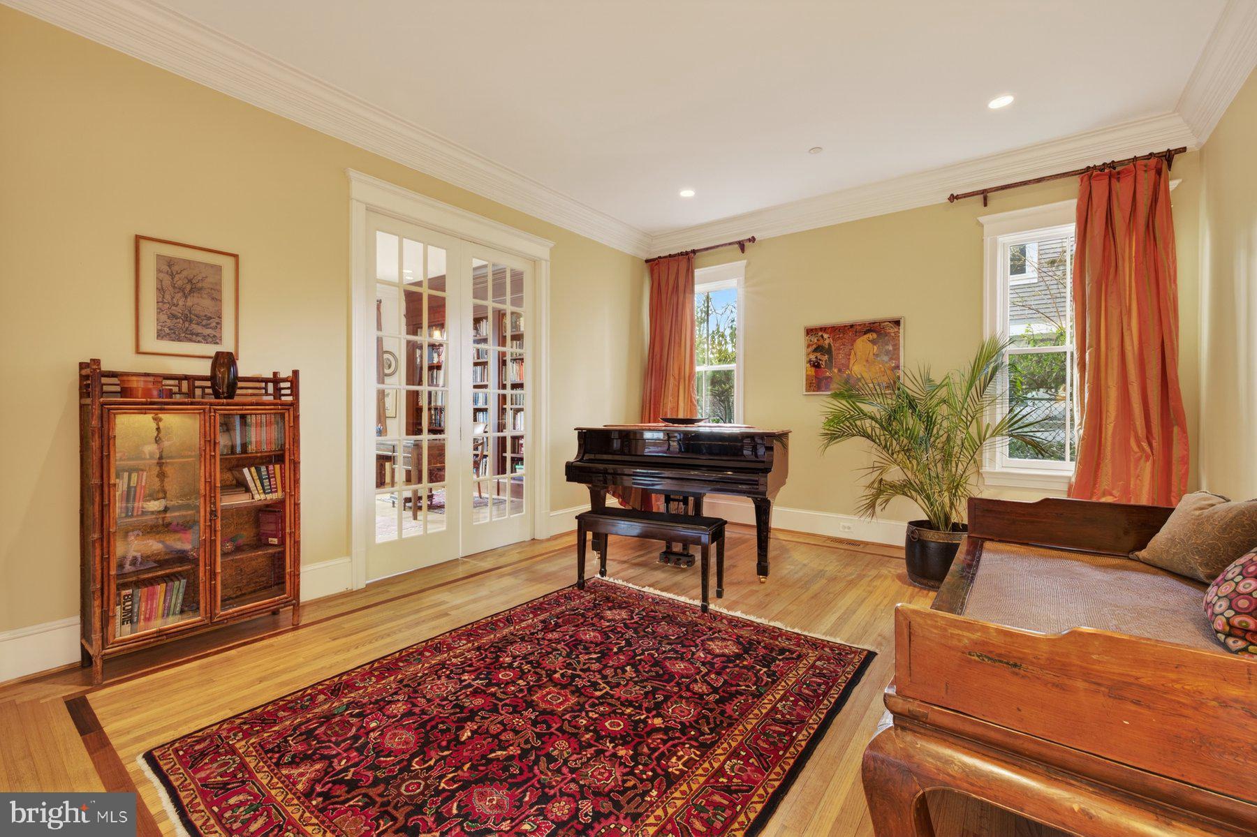 GLEN ECHO - Residential