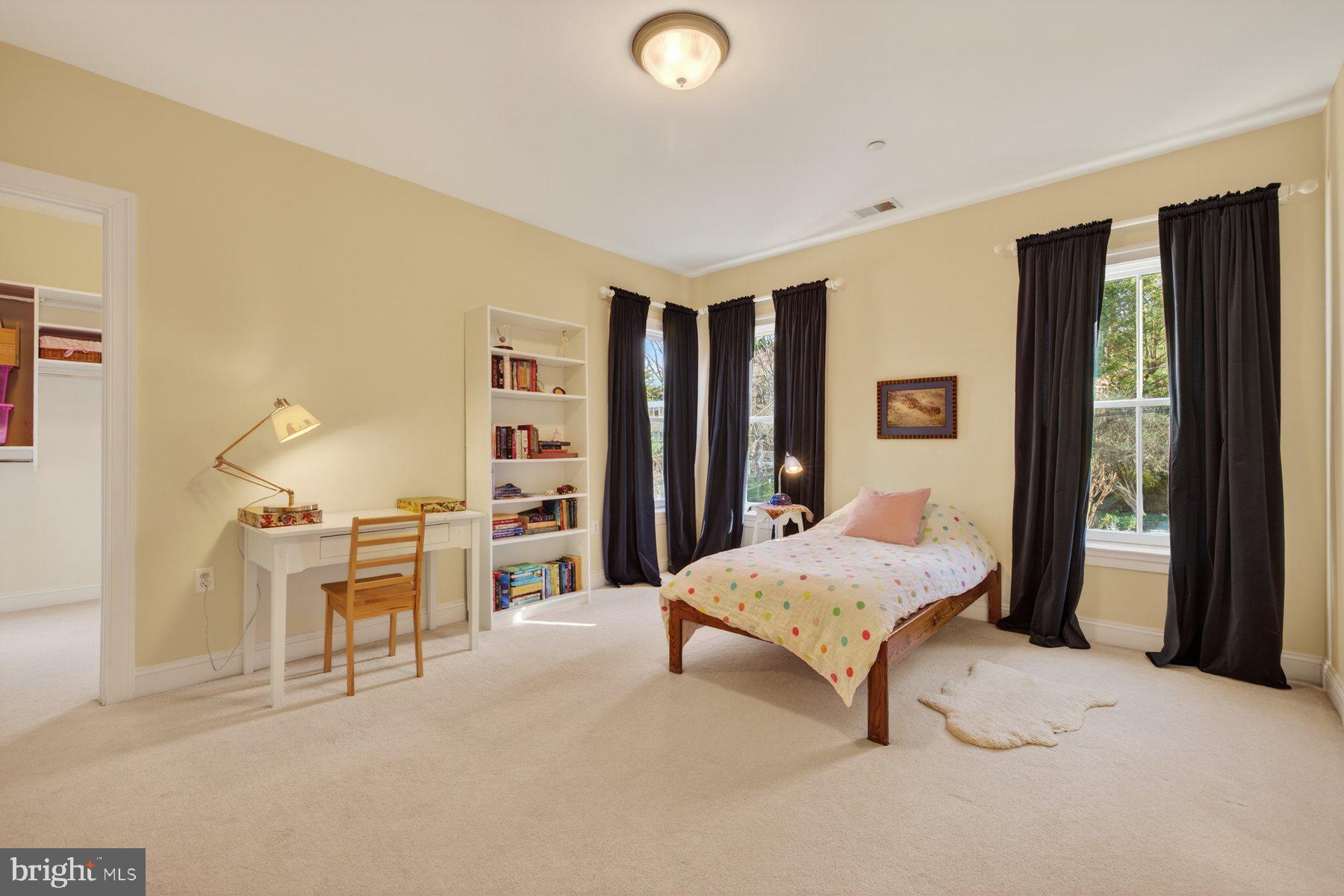 GLEN ECHO - Residential