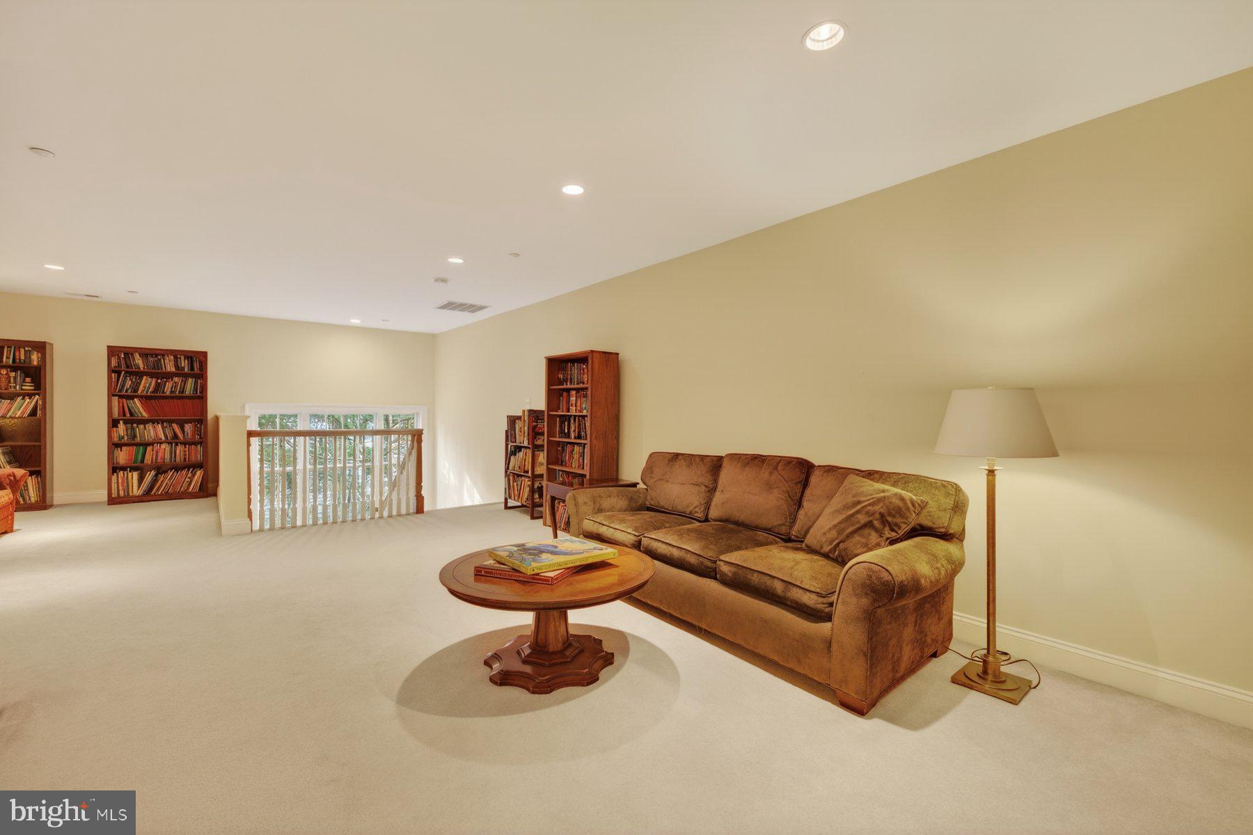 GLEN ECHO - Residential