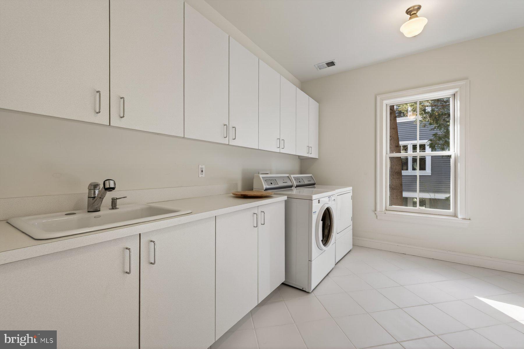 GLEN ECHO - Residential