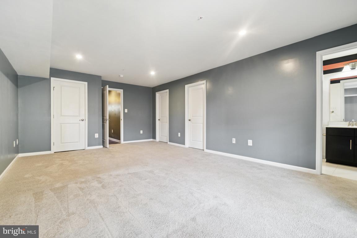 PARKSIDE - Residential