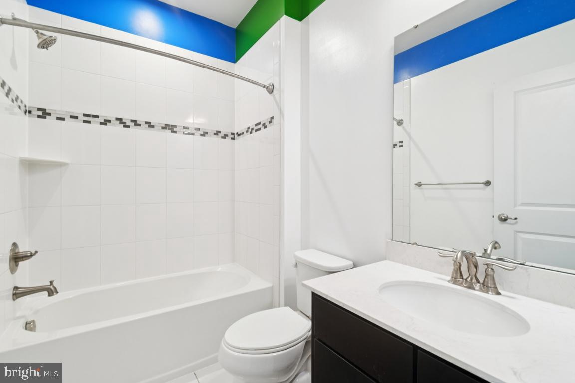 PARKSIDE - Residential