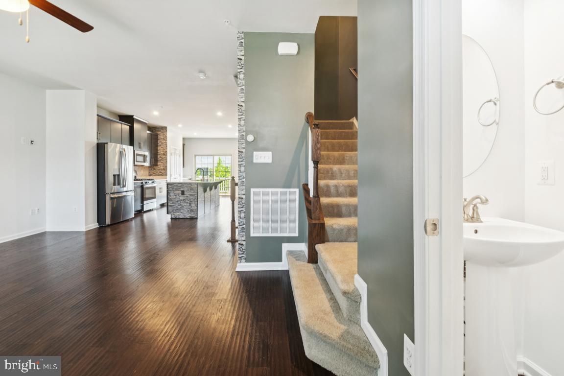 PARKSIDE - Residential