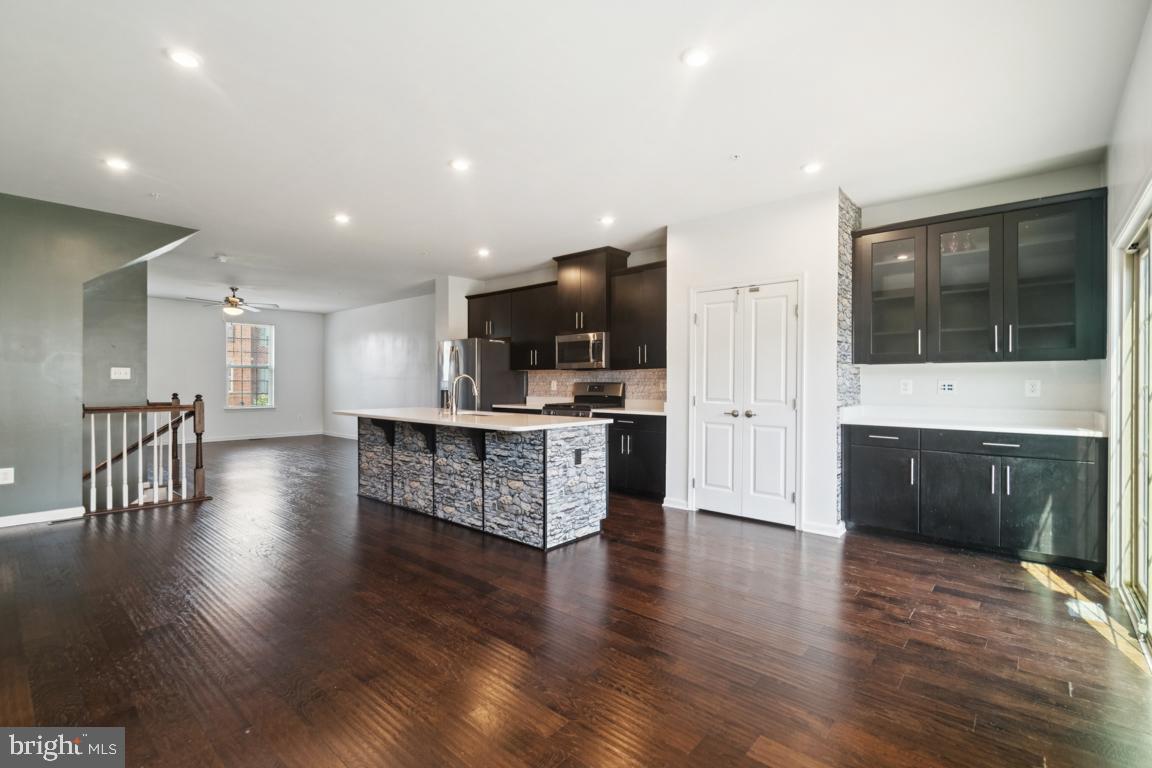 PARKSIDE - Residential