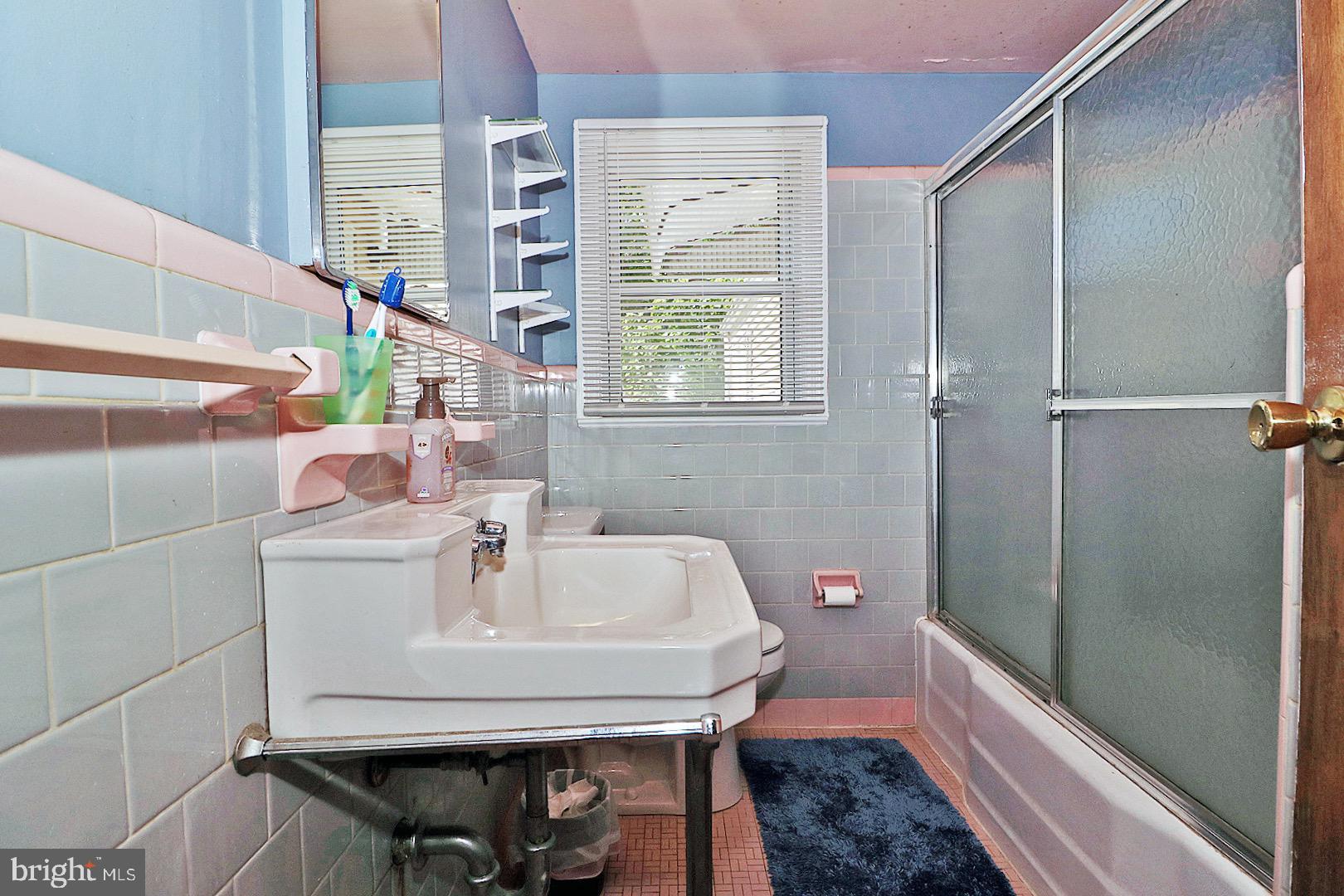 WARETOWN - Residential