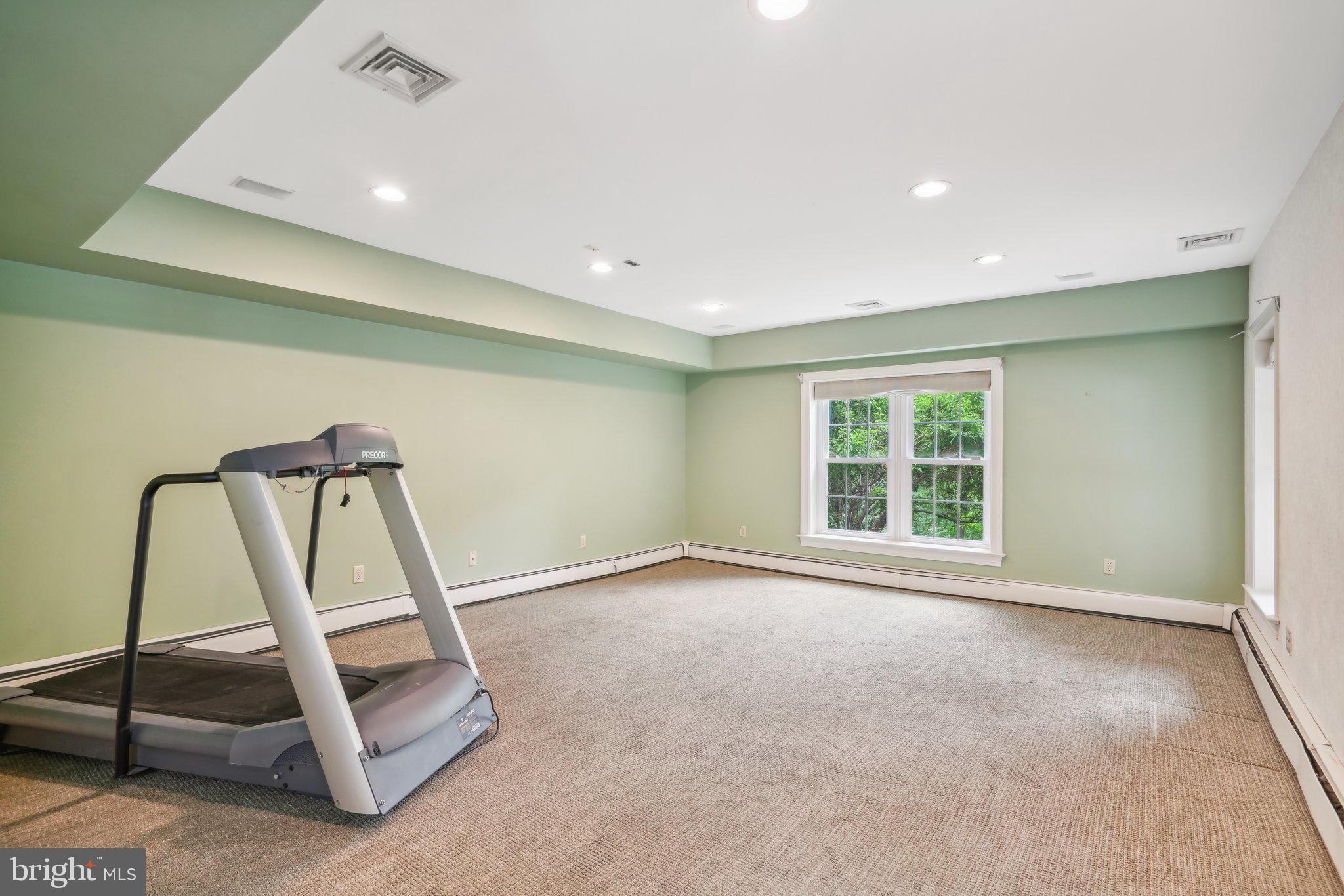 STERLING HEIGHTS - Residential