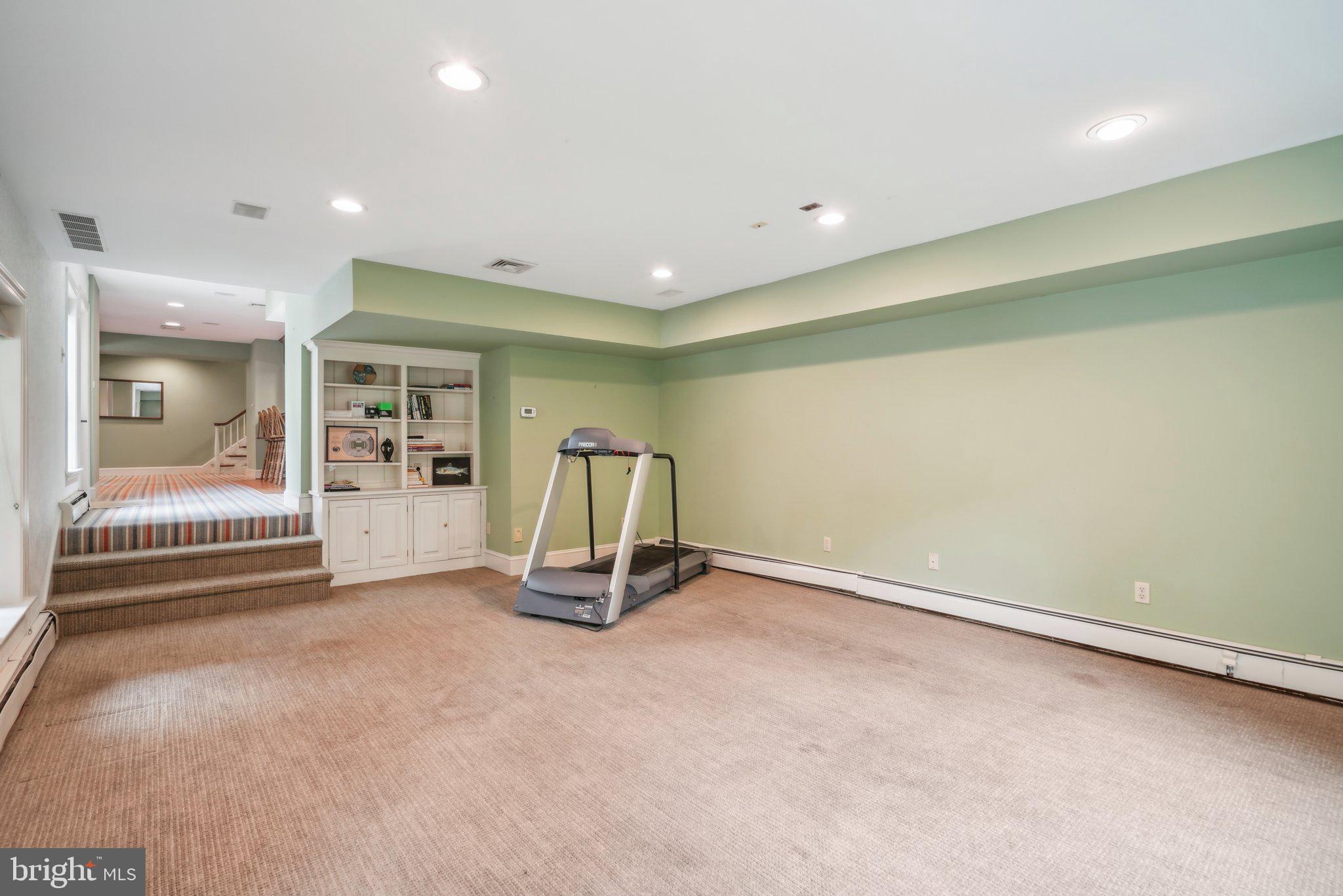 STERLING HEIGHTS - Residential