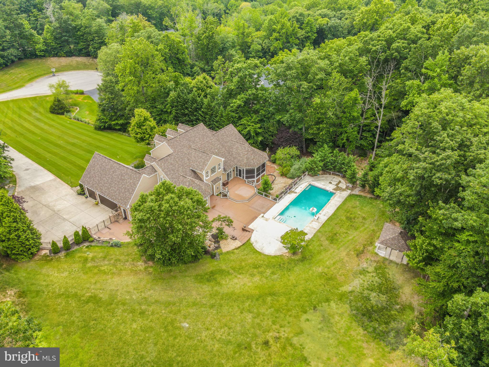 CANNON BLUFF ESTATES - Residential