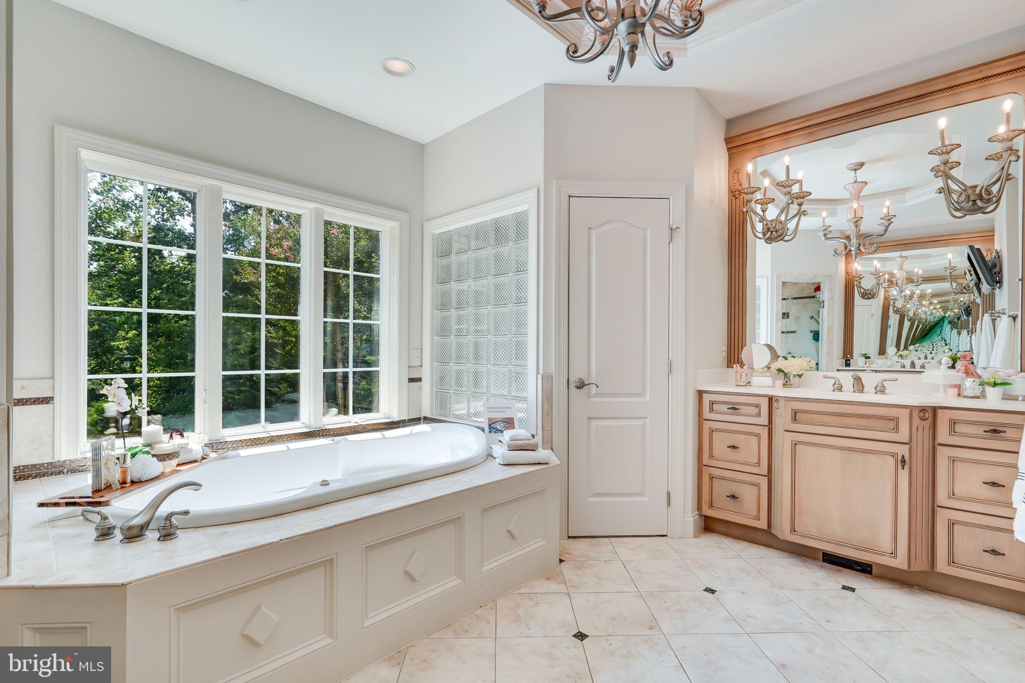 CANNON BLUFF ESTATES - Residential