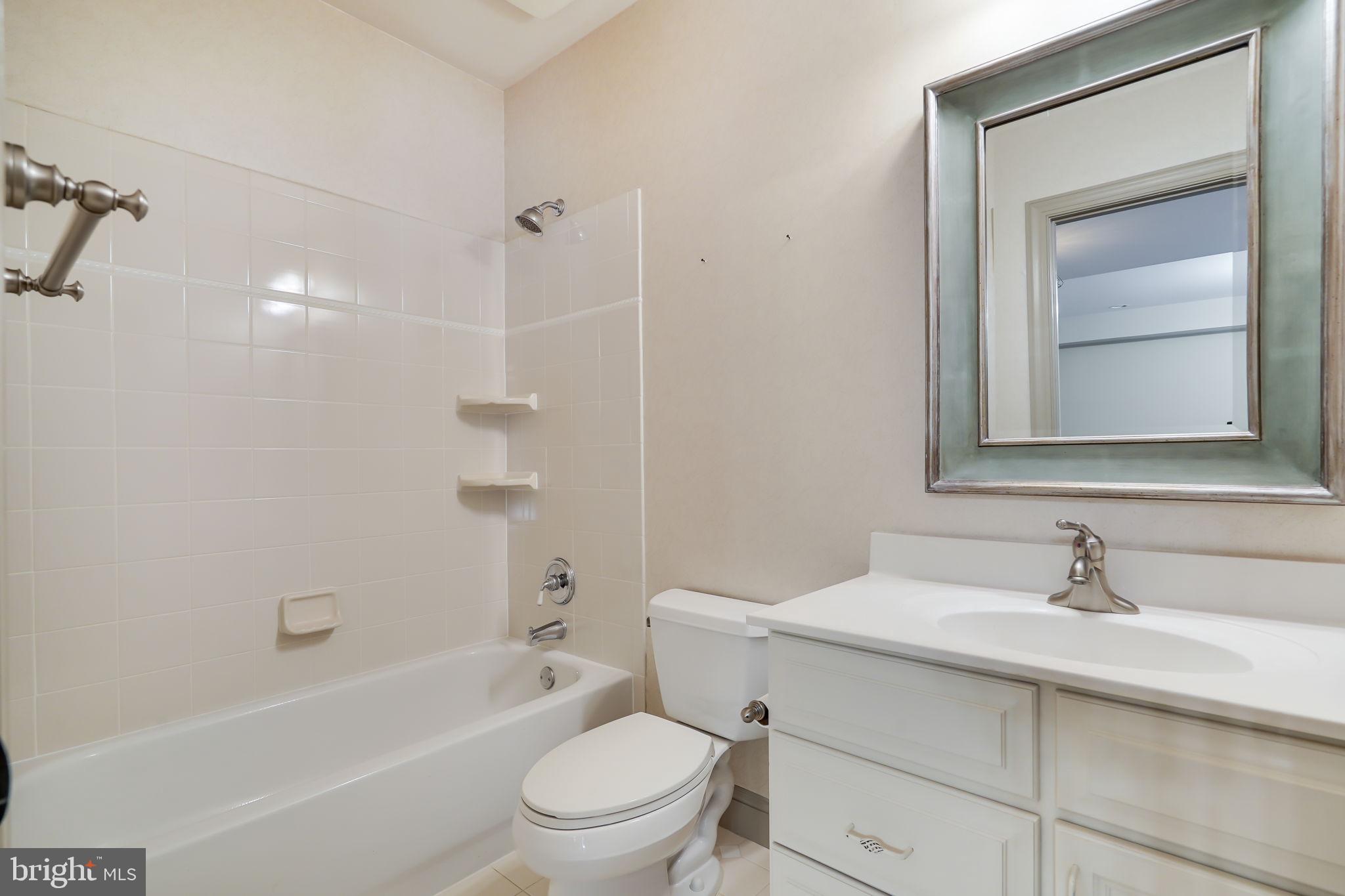 CANNON BLUFF ESTATES - Residential