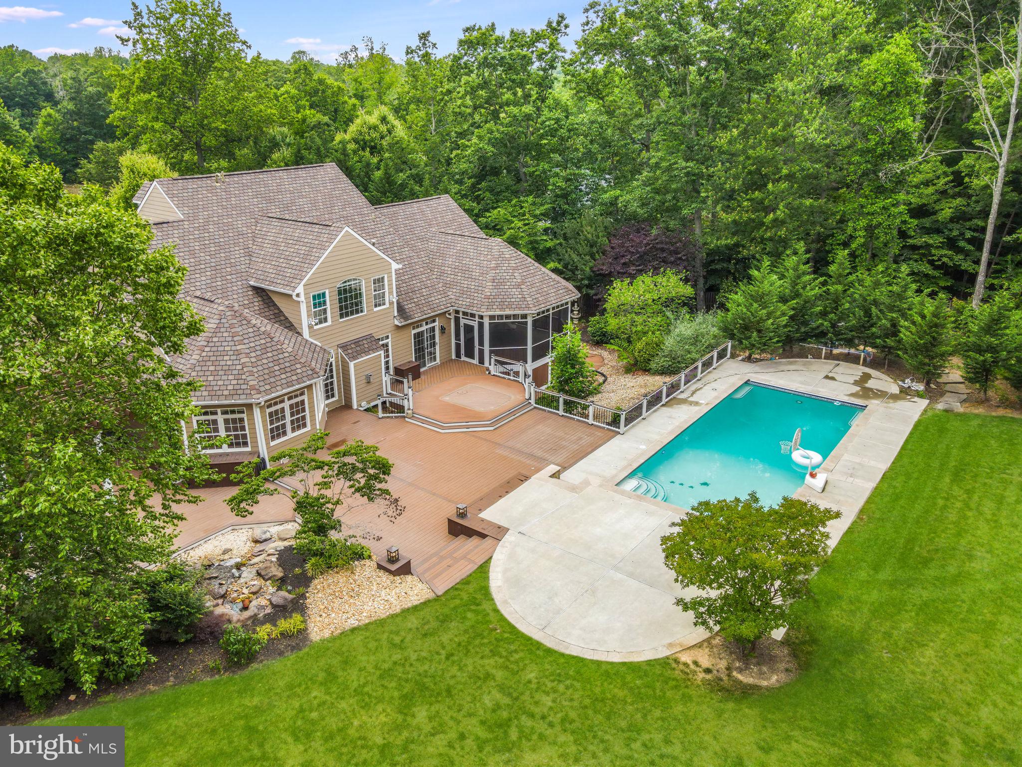 CANNON BLUFF ESTATES - Residential