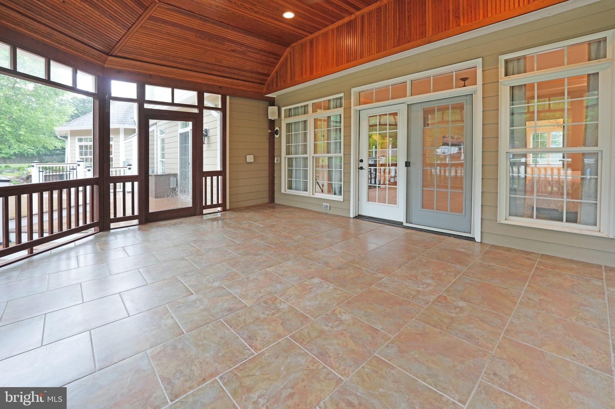 CANNON BLUFF ESTATES - Residential