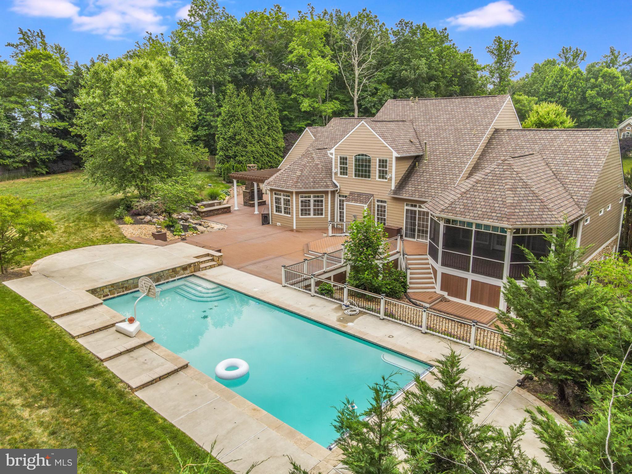 CANNON BLUFF ESTATES - Residential