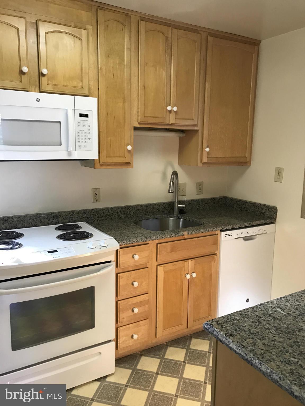 ARLINGTON FOREST - Residential Lease