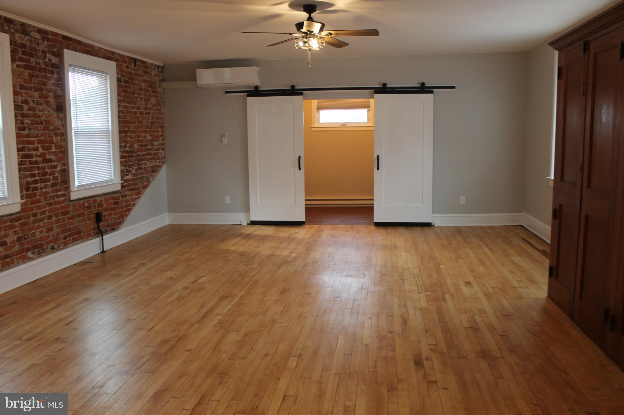 000 - Residential Lease