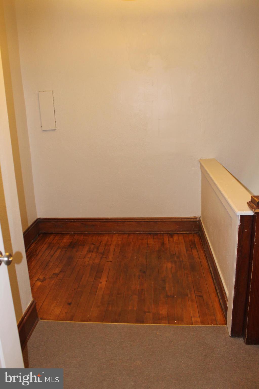 000 - Residential Lease