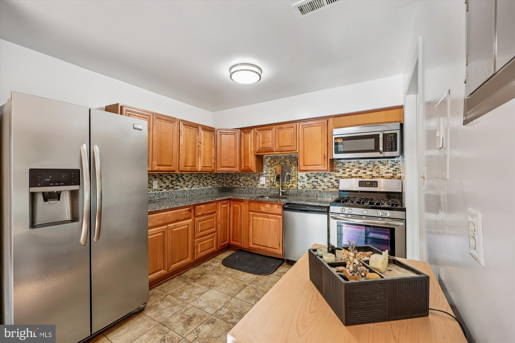 NORTH CREEK VILLAS - Residential