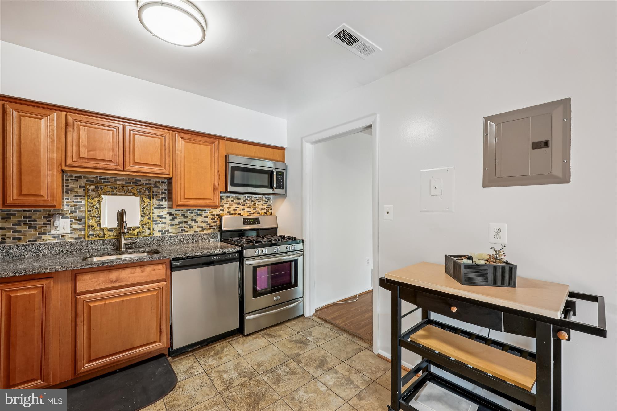 NORTH CREEK VILLAS - Residential