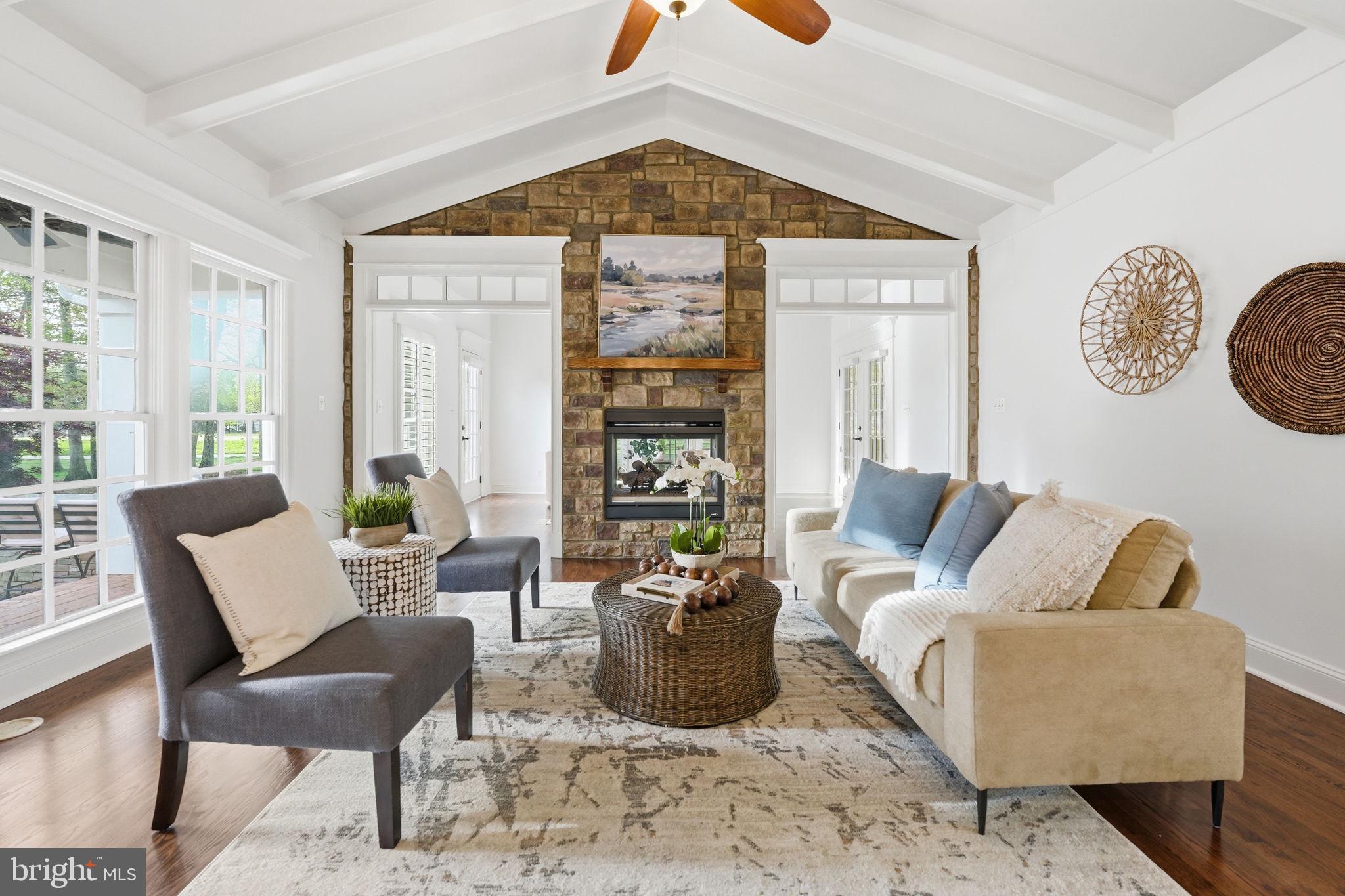 FAWN LAKE - Residential