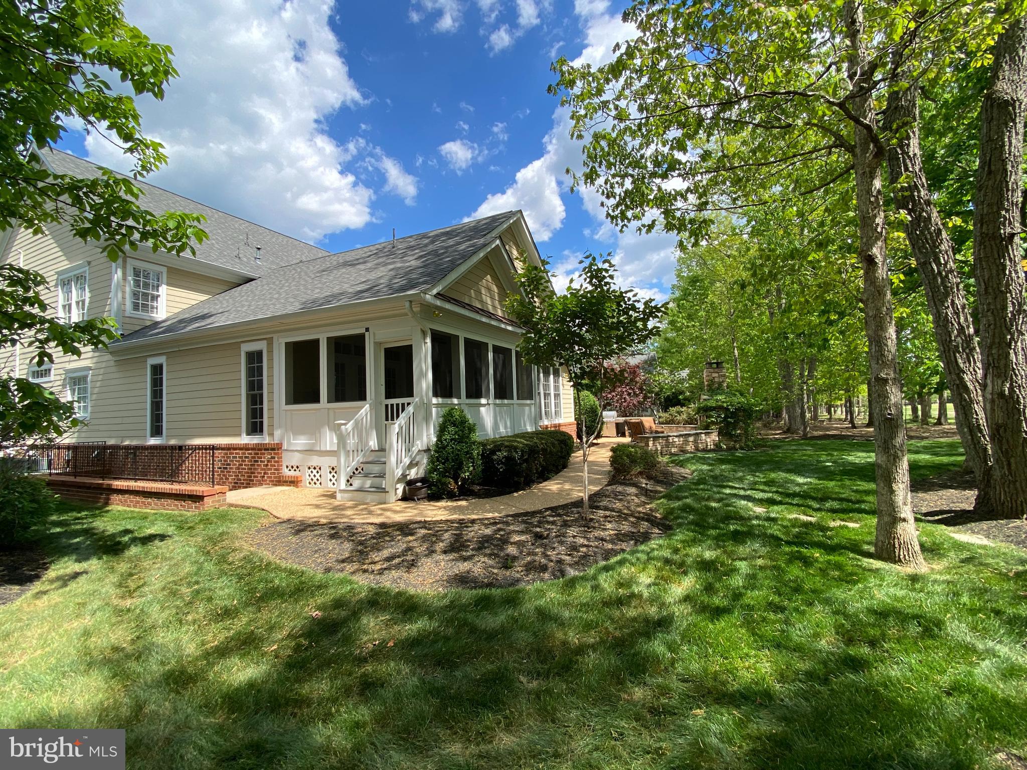 FAWN LAKE - Residential