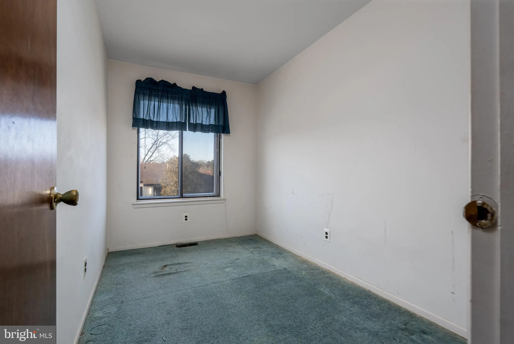 Wilmington, Delaware 19808, United States, 3 Bedrooms Bedrooms, ,2 BathroomsBathrooms,Residential,Pending,16845