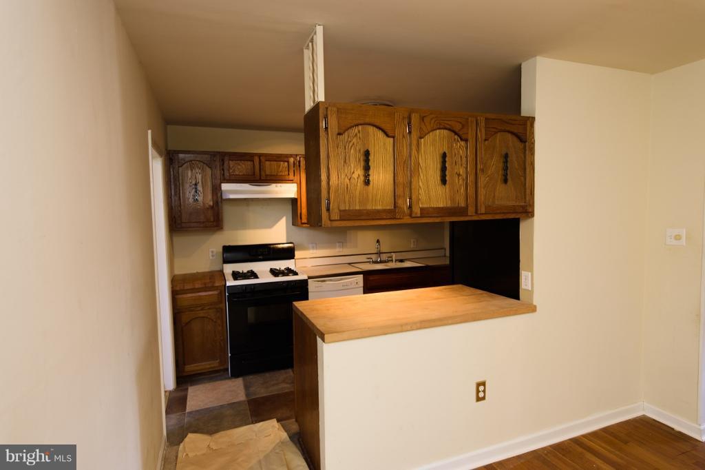 DALE CITY - Residential Lease