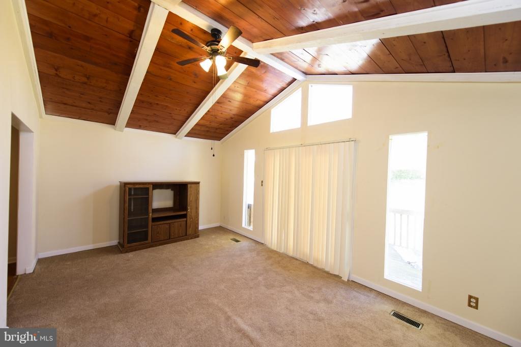 DALE CITY - Residential Lease