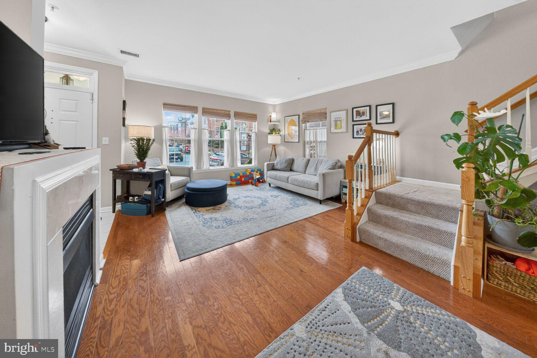 725 MAIN STREET A 725-A