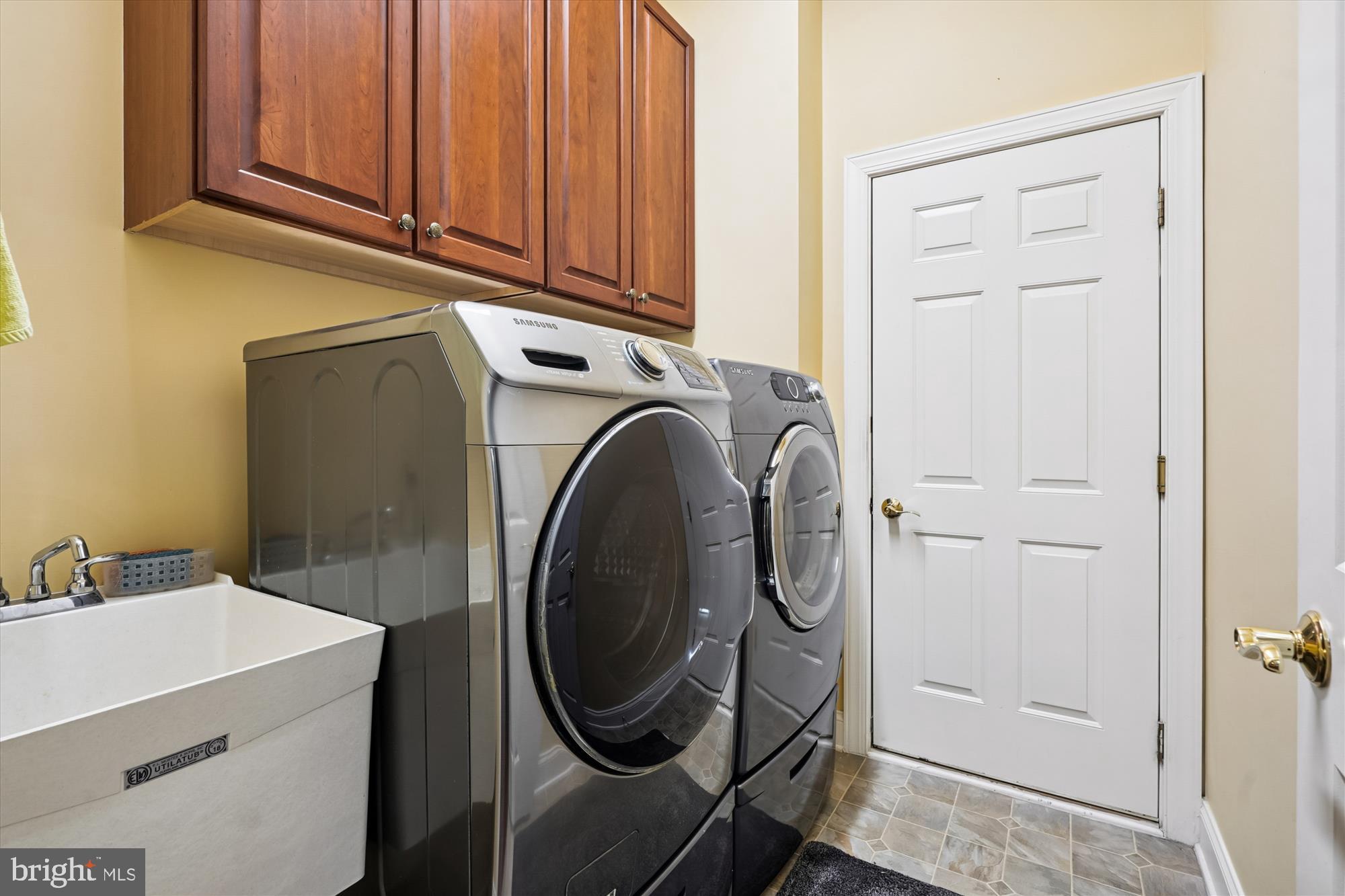 REGENCY AT DOMINION VALLEY - Residential