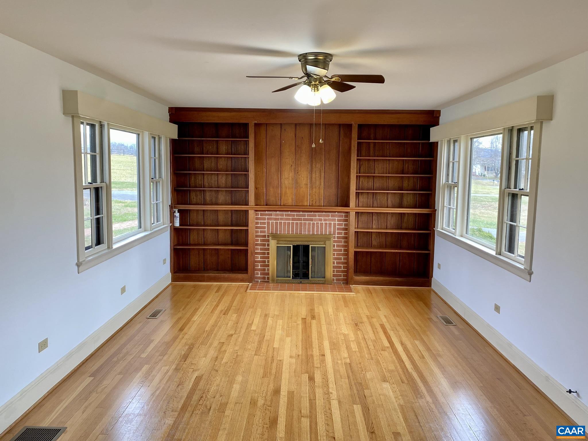 UNKNOWN - Residential Lease