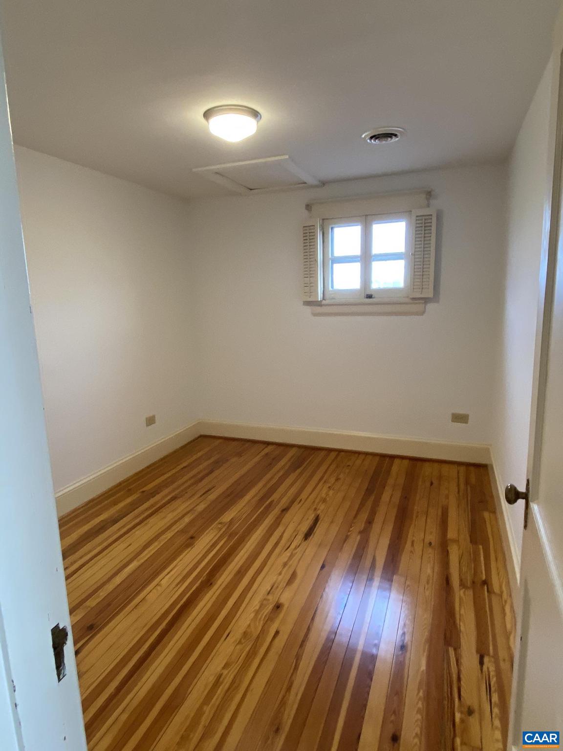 UNKNOWN - Residential Lease