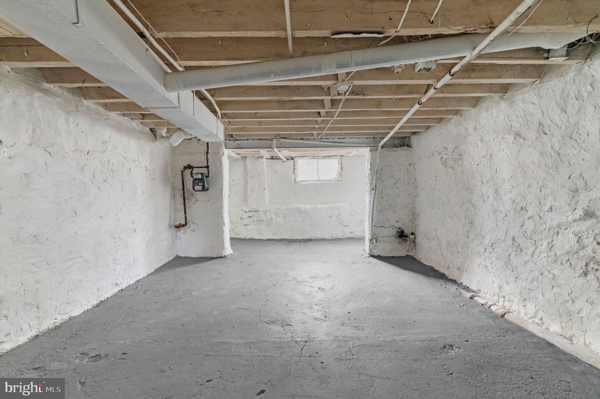 WEST OAK LANE - Residential