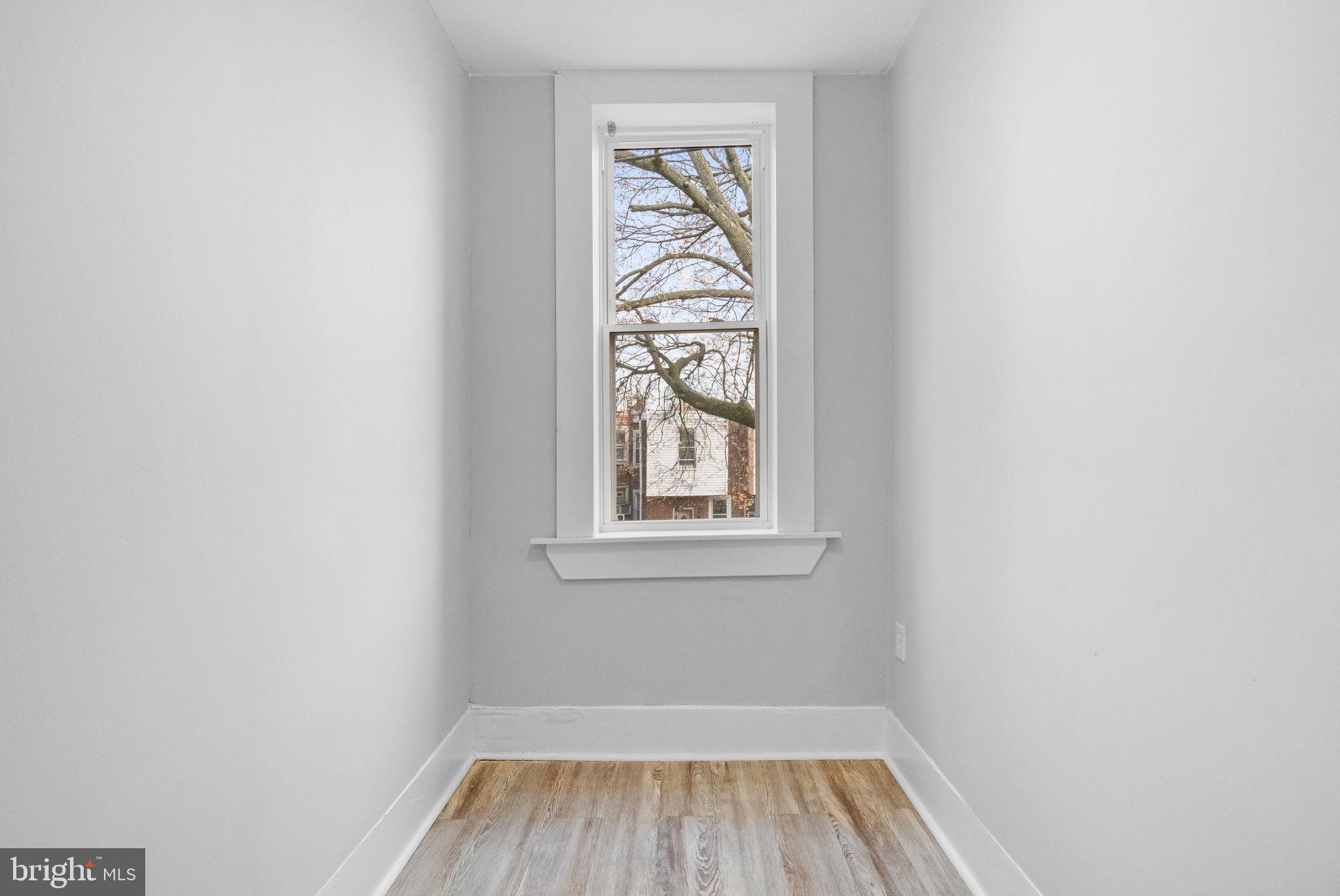 WEST OAK LANE - Residential