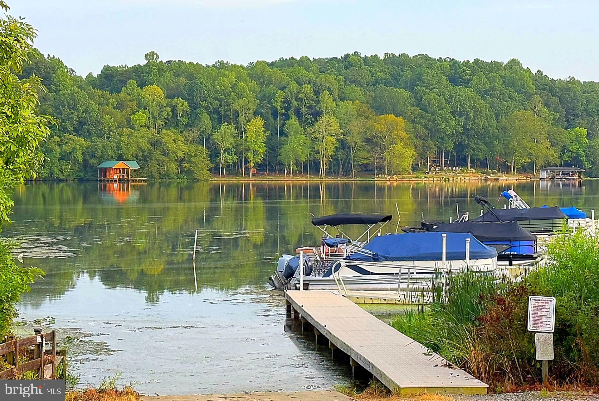 LANDS END AT LAKE ANNA - Residential
