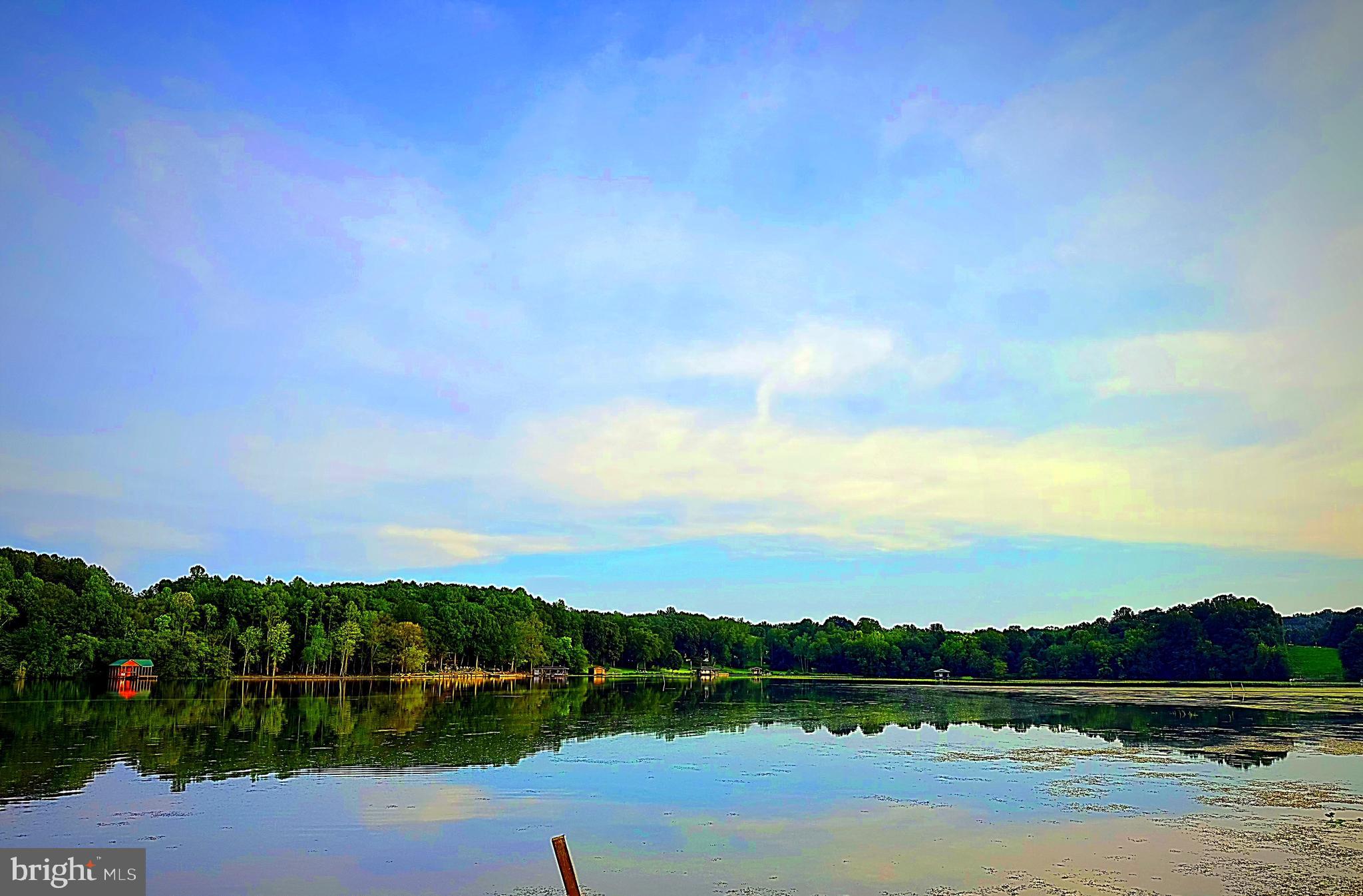 LANDS END AT LAKE ANNA - Residential