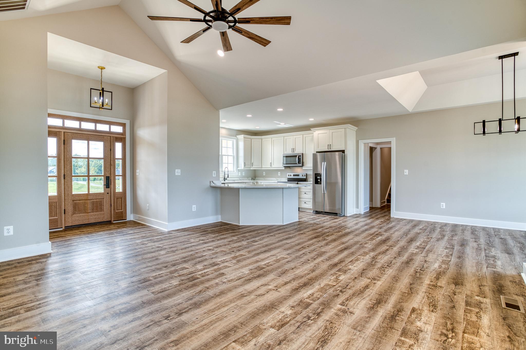 LANDS END AT LAKE ANNA - Residential