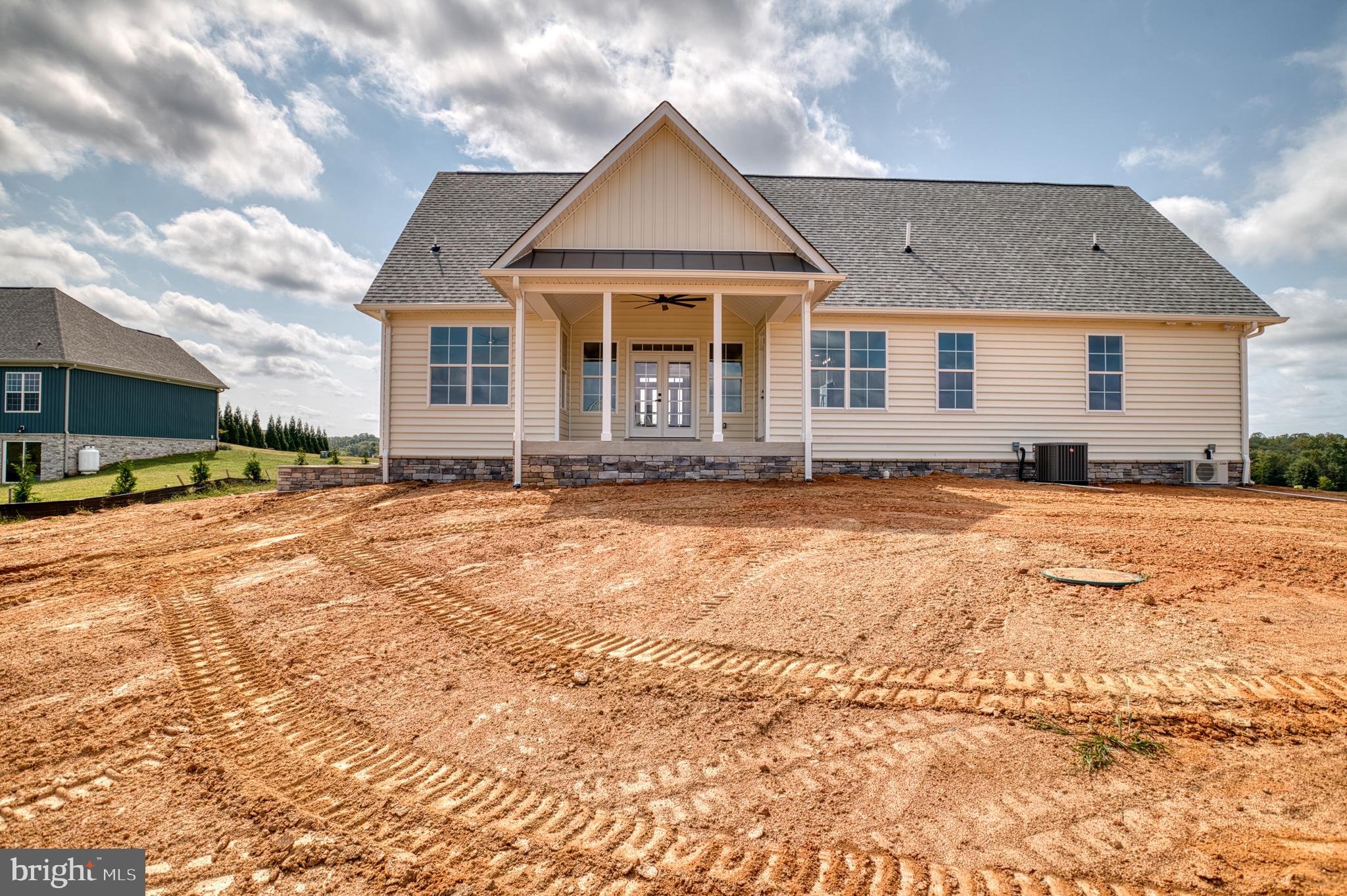 LANDS END AT LAKE ANNA - Residential