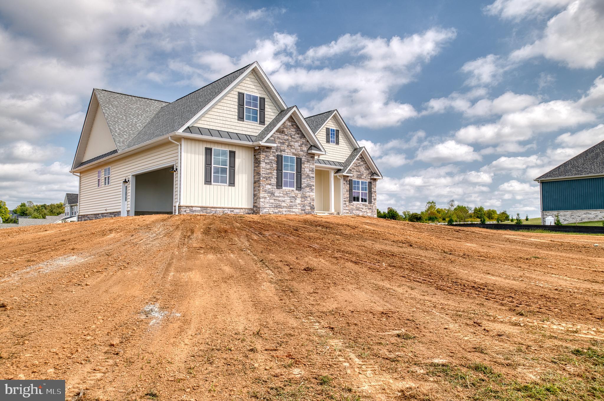 LANDS END AT LAKE ANNA - Residential