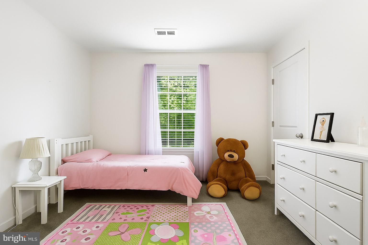 CEDAR CHASE - Residential Lease