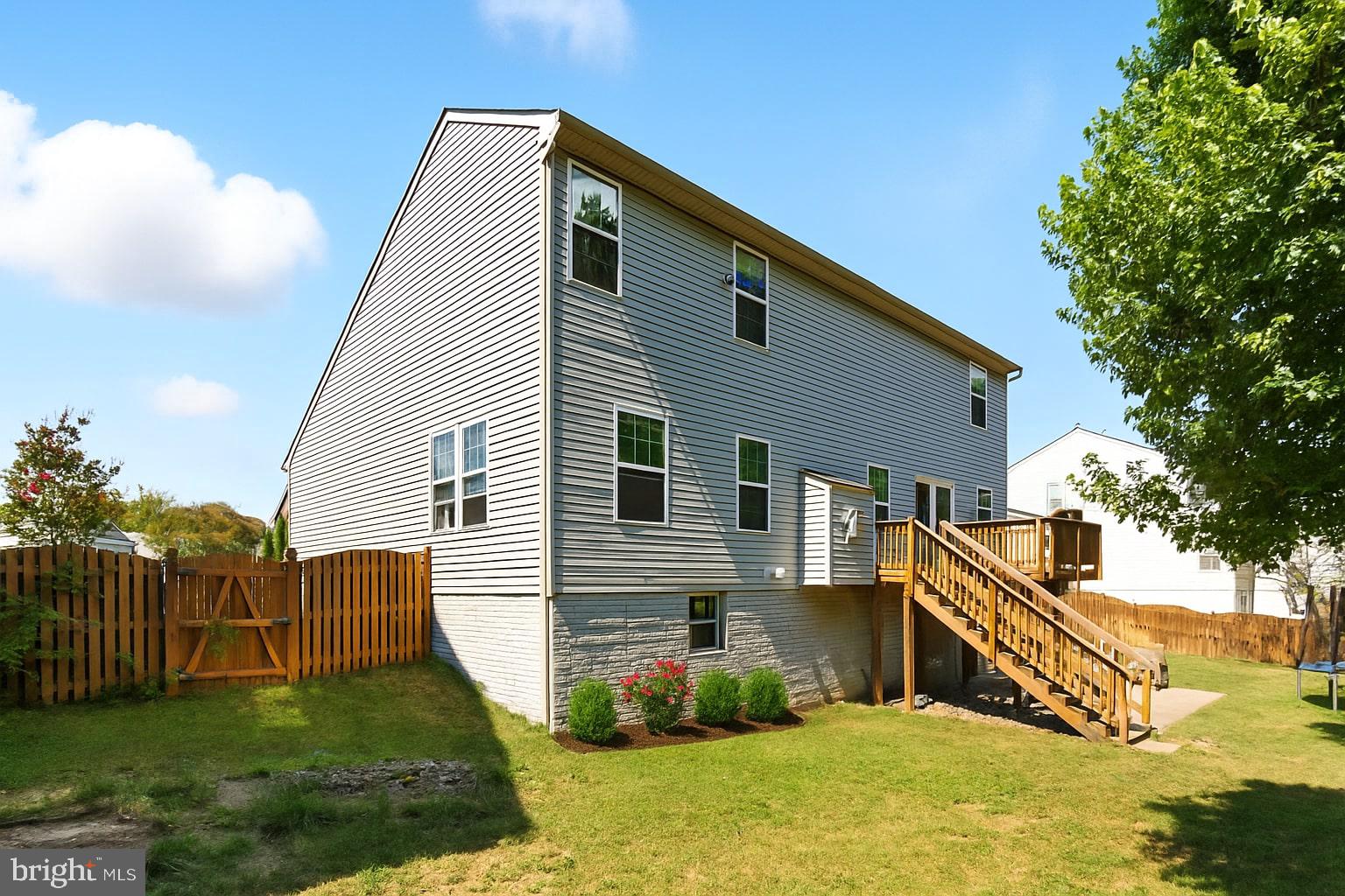 CEDAR CHASE - Residential Lease