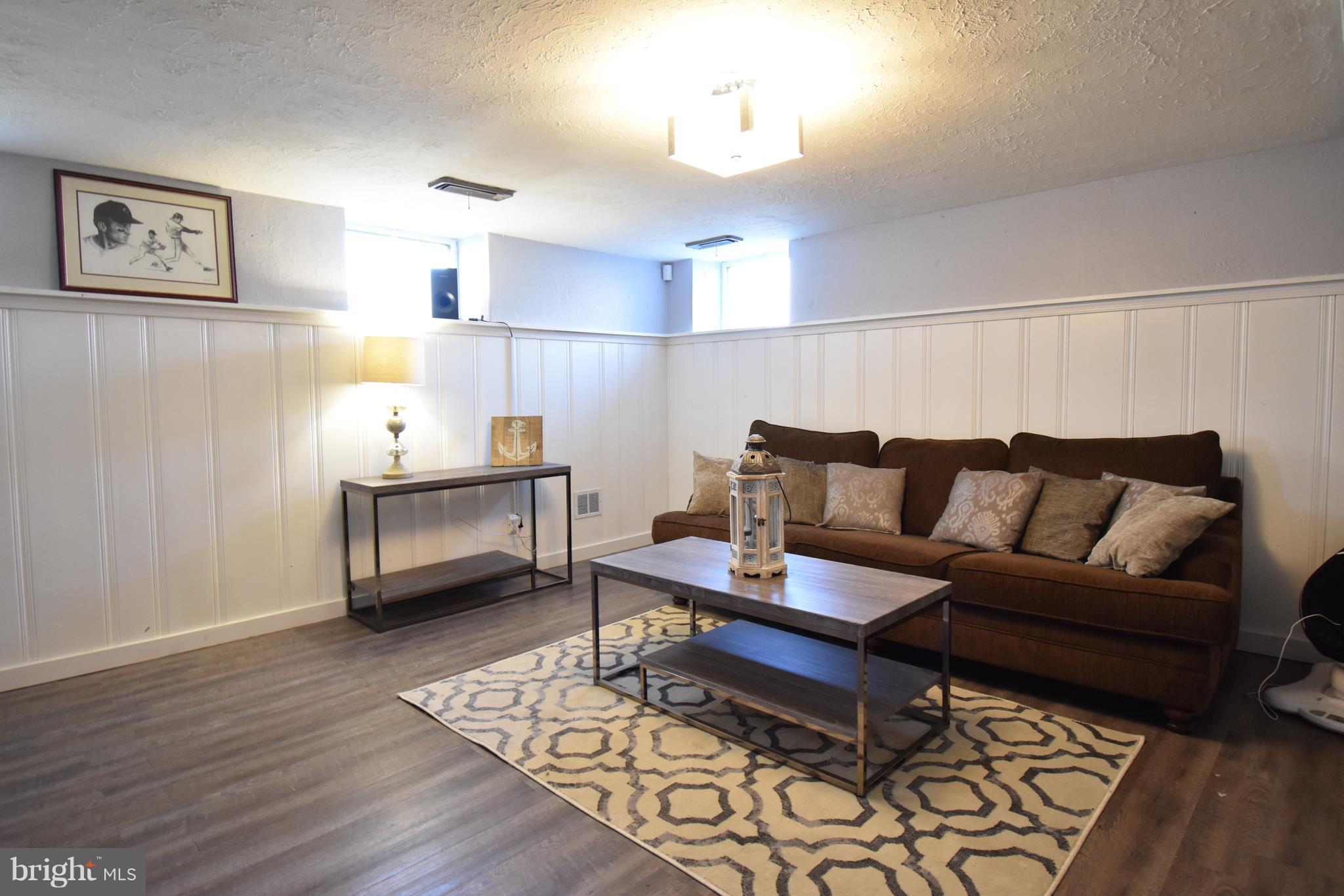 EASTFIELD - Residential