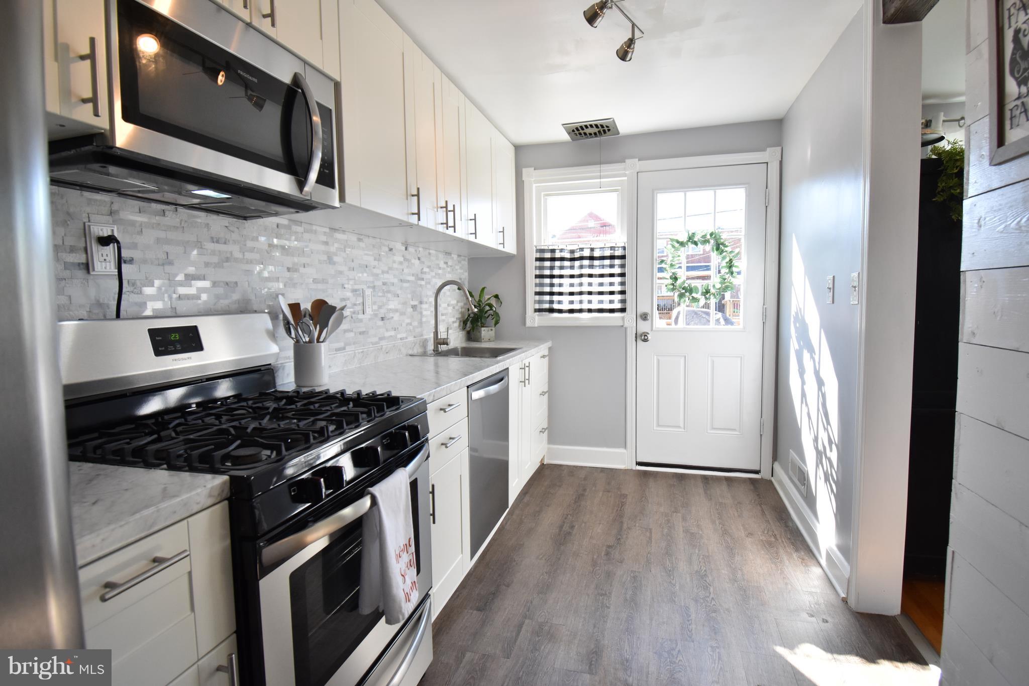 EASTFIELD - Residential