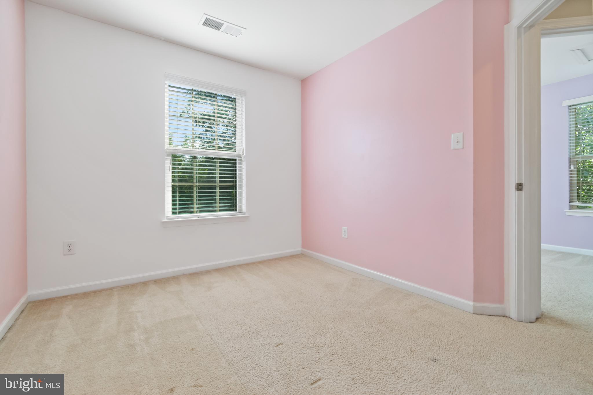 FIELDCREST GLEN - Residential